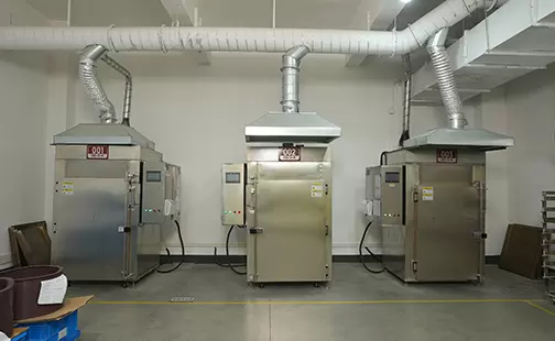 पोस्ट-क्योर प्रोडक्शन वर्कशॉप